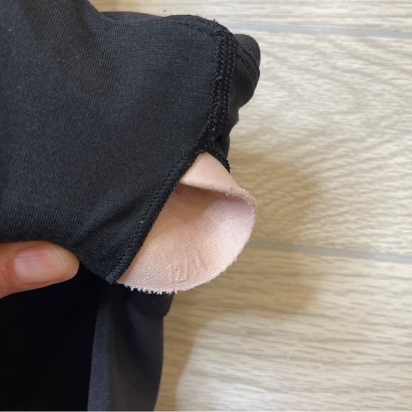 LULULEMON BLACK Invigorate Racerback Training Tank Top Removable Pads size L(12) - Picture 11 of 16